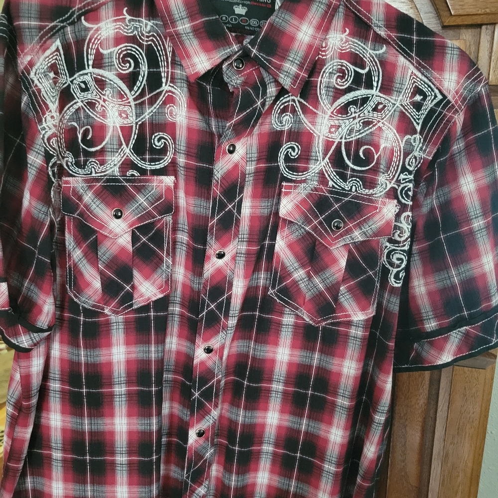Mens Buckle Pop Icon clothing button down shirt